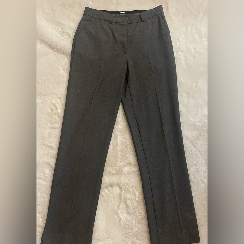 Vintage bebe gray dress pants, 1990s, size 6, great condition, flattering fit!!